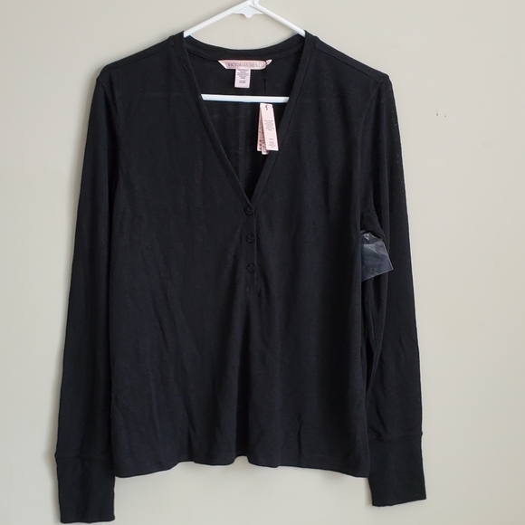 VICTORIA'S SECRET SLEEPWEAR SET - Picture 2 of 5